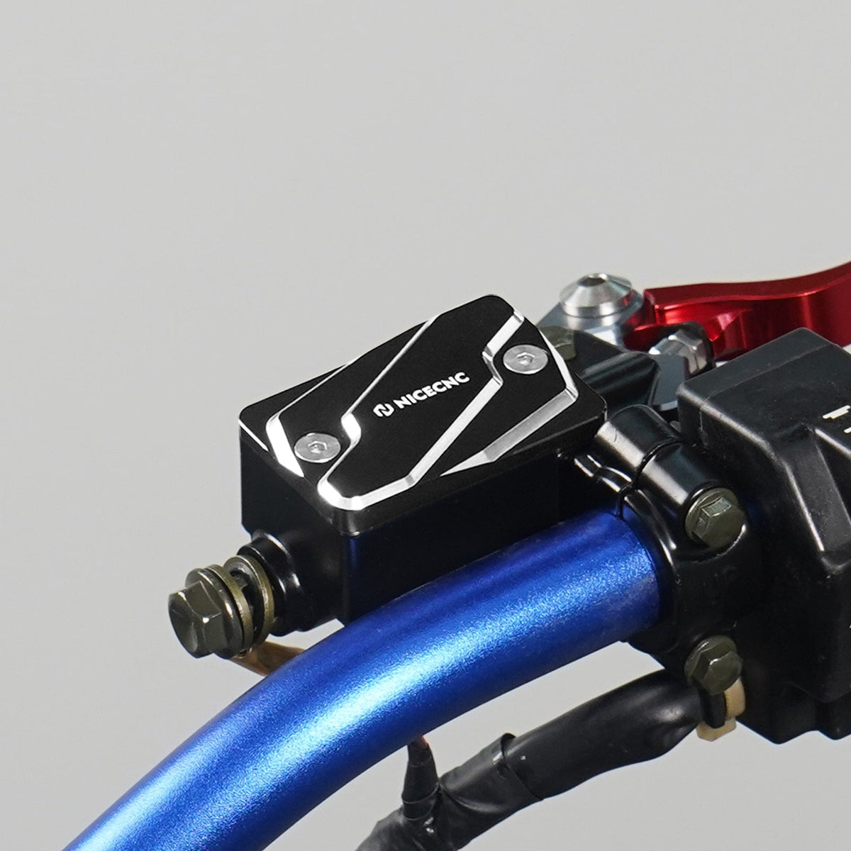 Front Brake Oil Fluid Reservoir Cover Cap For Suzuki DRZ400SM DRZ400S