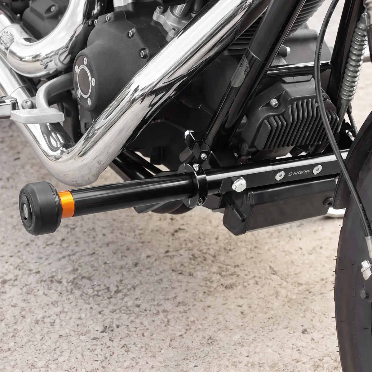 Front Crash Bar Engine Guard For Harley Dyna Low Rider Street Fat Bob Super Wide Glide