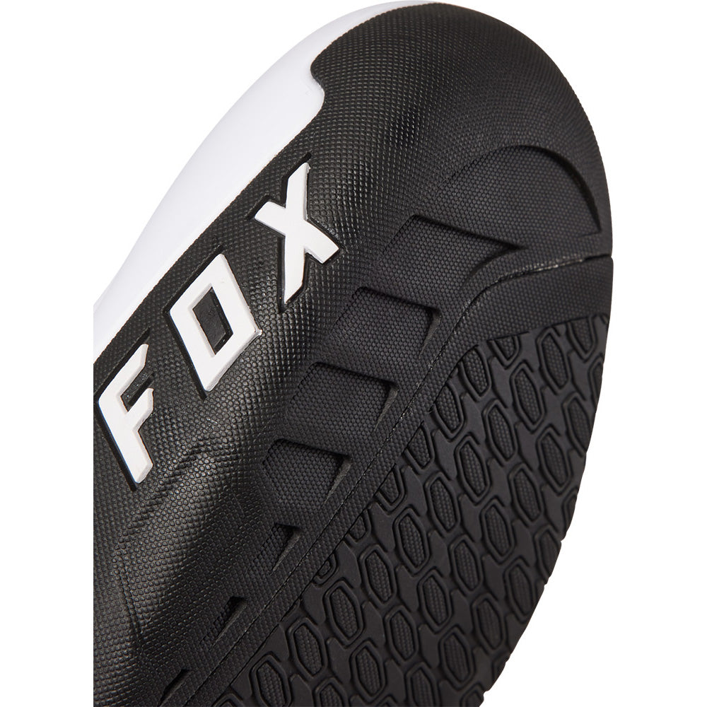 Instinct Boots