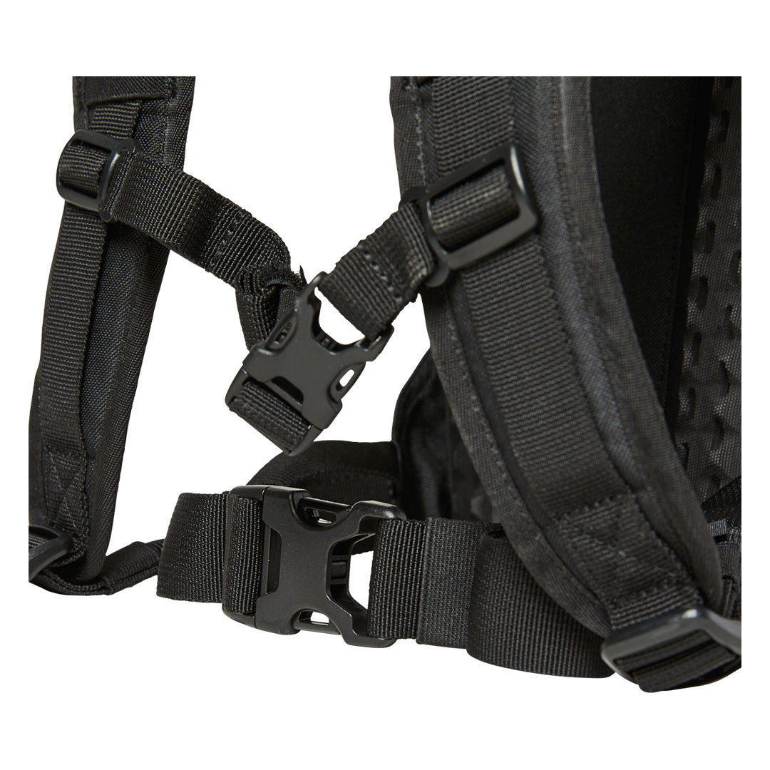 Utility 6-Liter Hydration Pack
