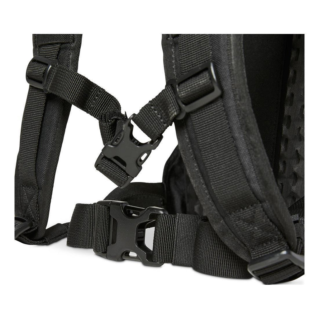 Utility 6-Liter Hydration Pack