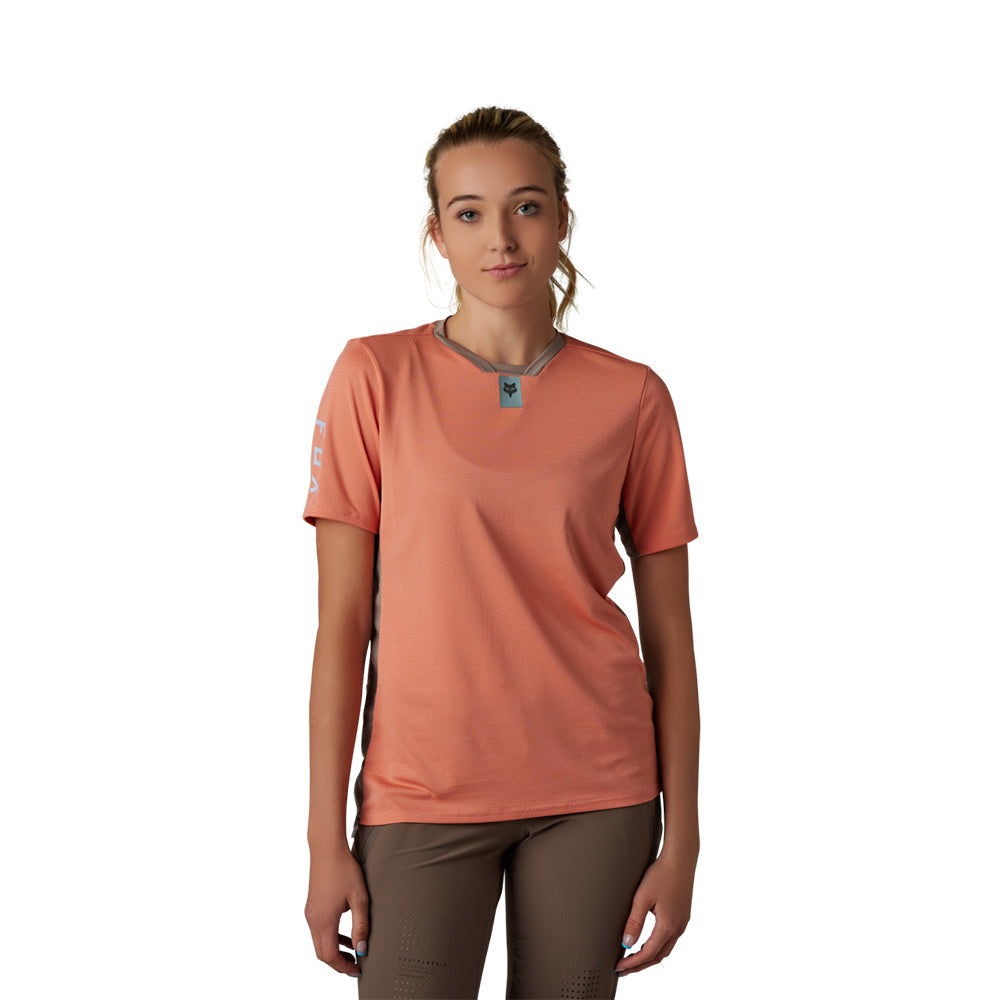 Womens Defend Jersey