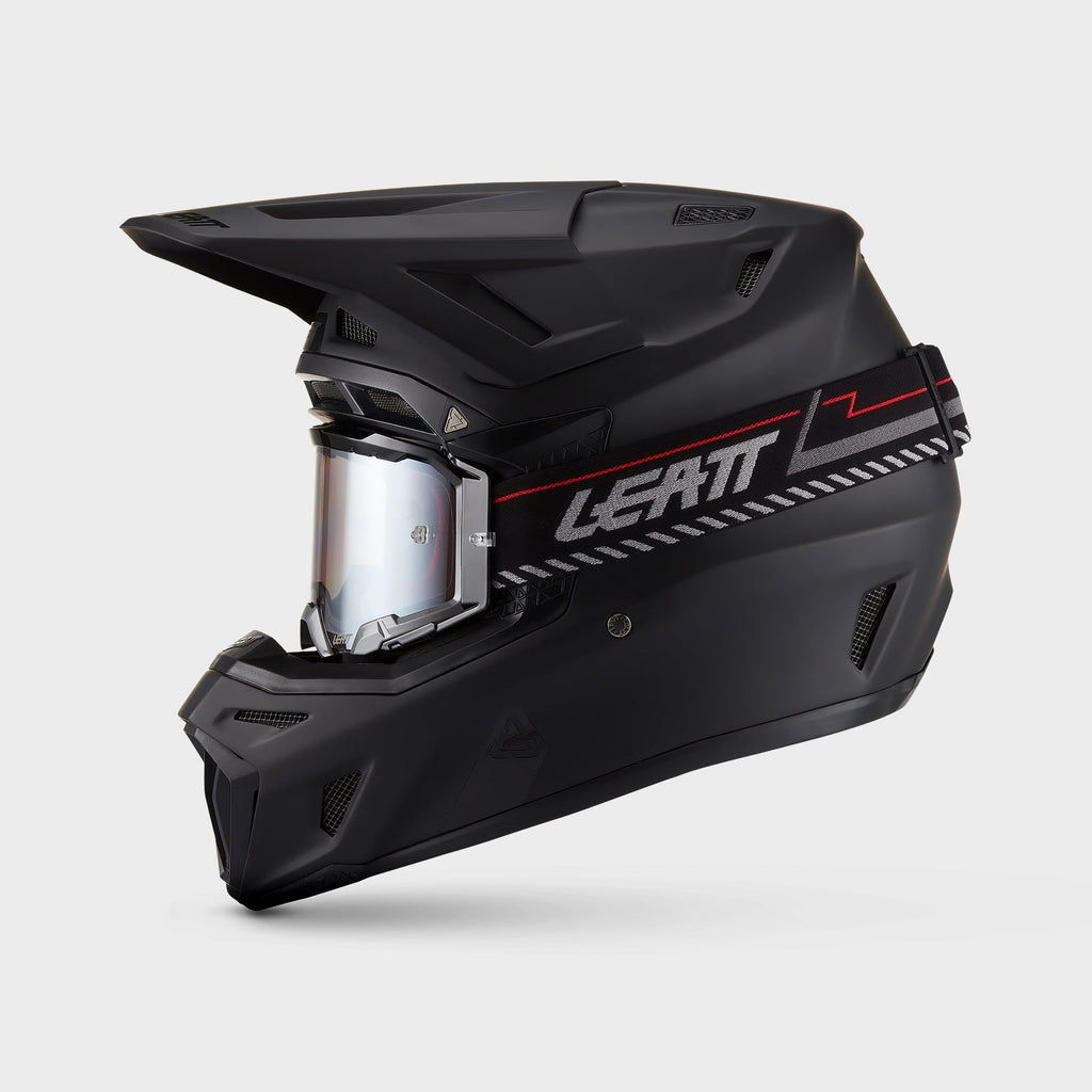 Moto 8.5 Helmet Kit