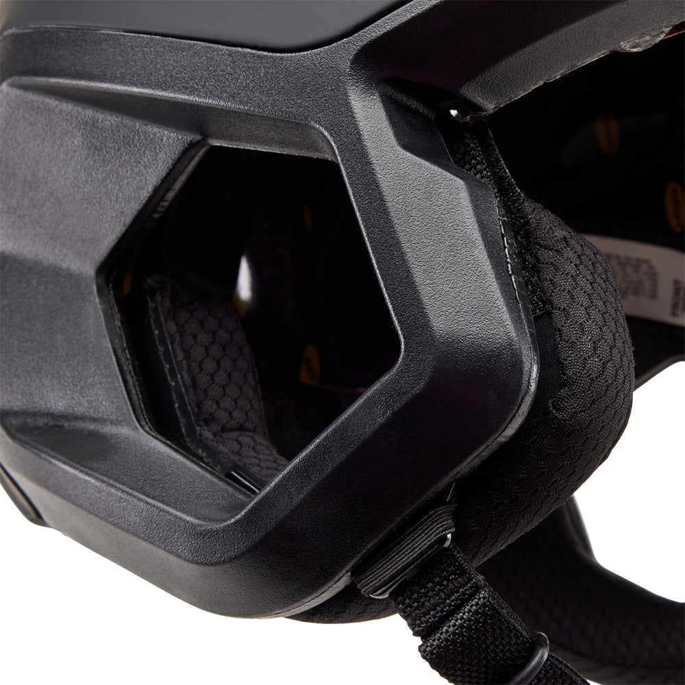 Dropframe Helmet