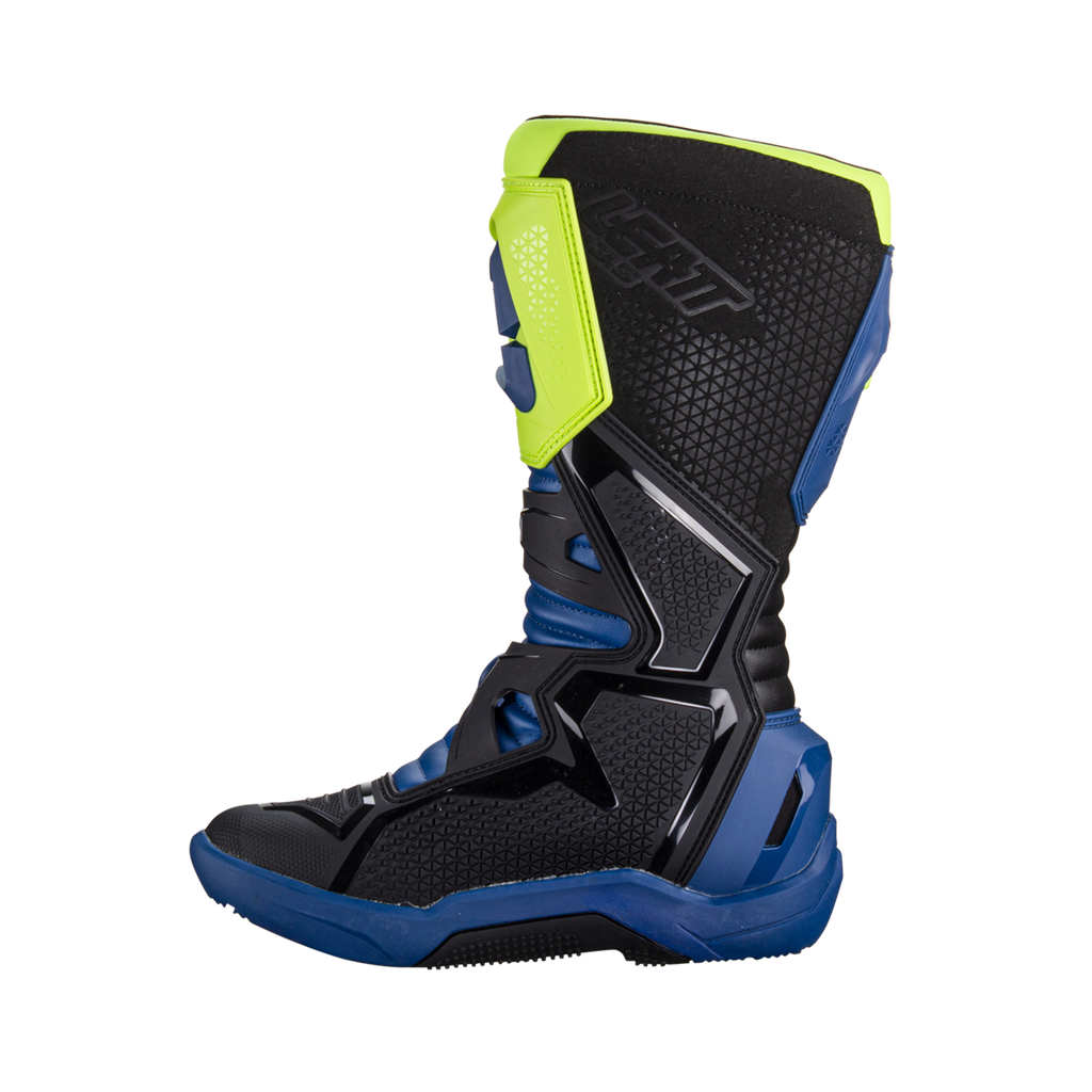 Boots 3.5 Position 14