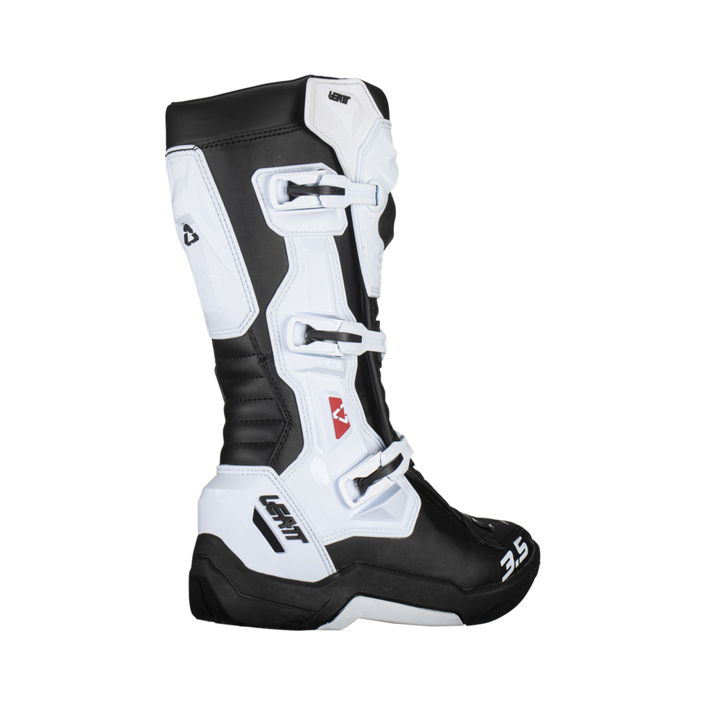 Boots 3.5 Position 8