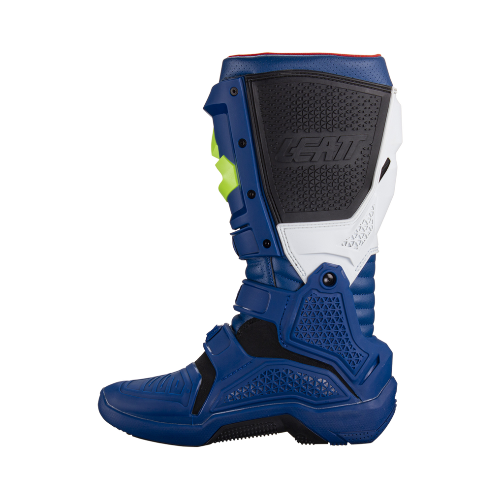 Boots 4.5