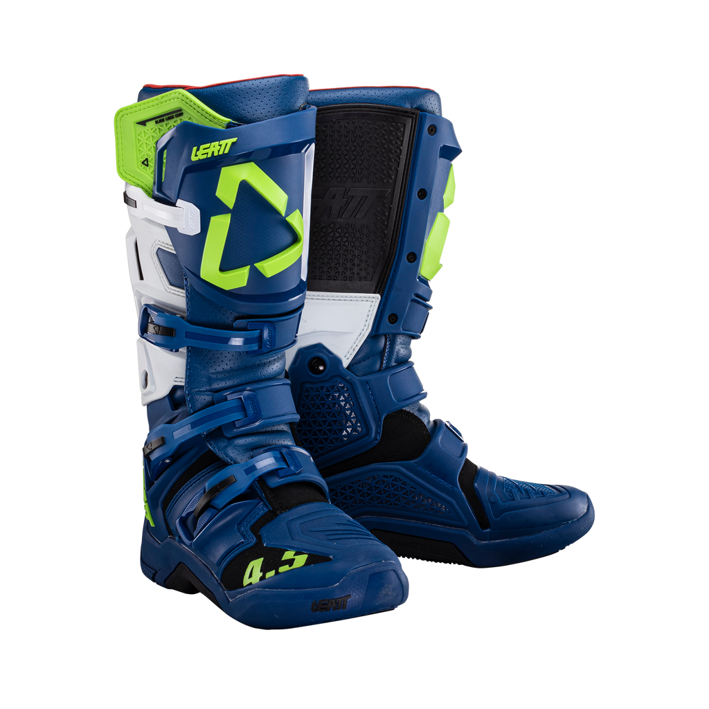 Boots 4.5
