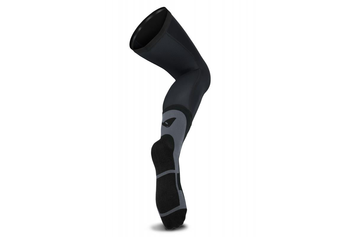 LONG SOCKS F/KNEE GUARDS COL./TG. E43/45