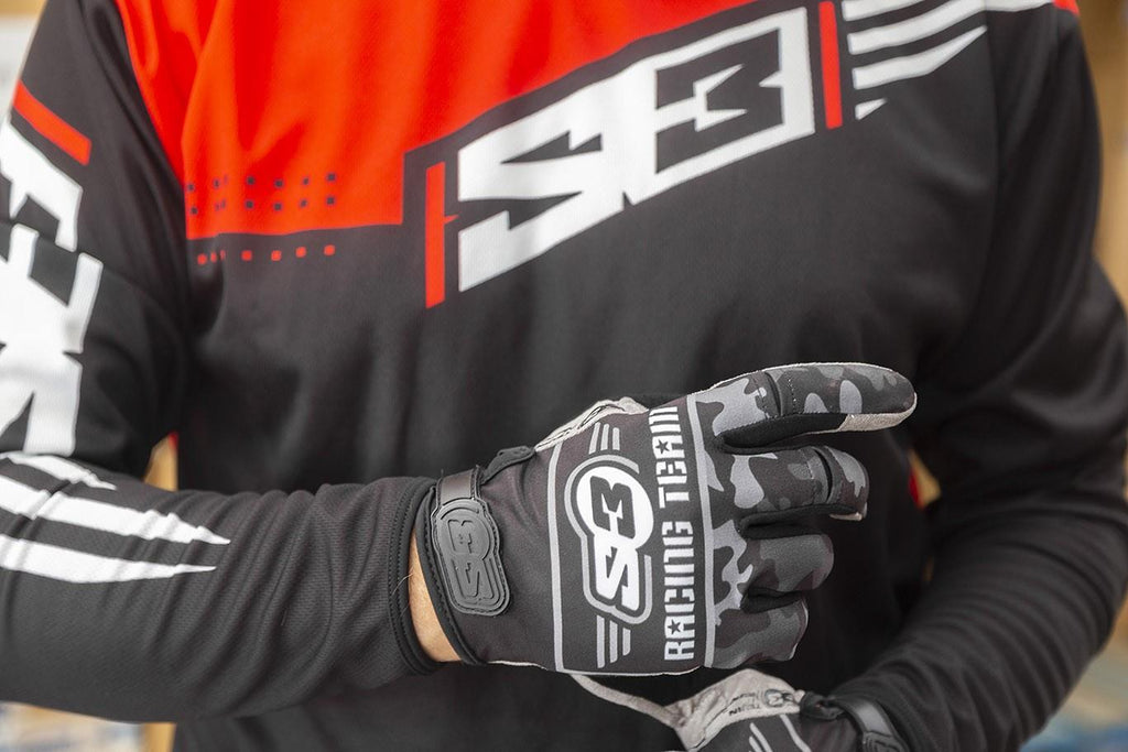 S3 Gloves Spider Red