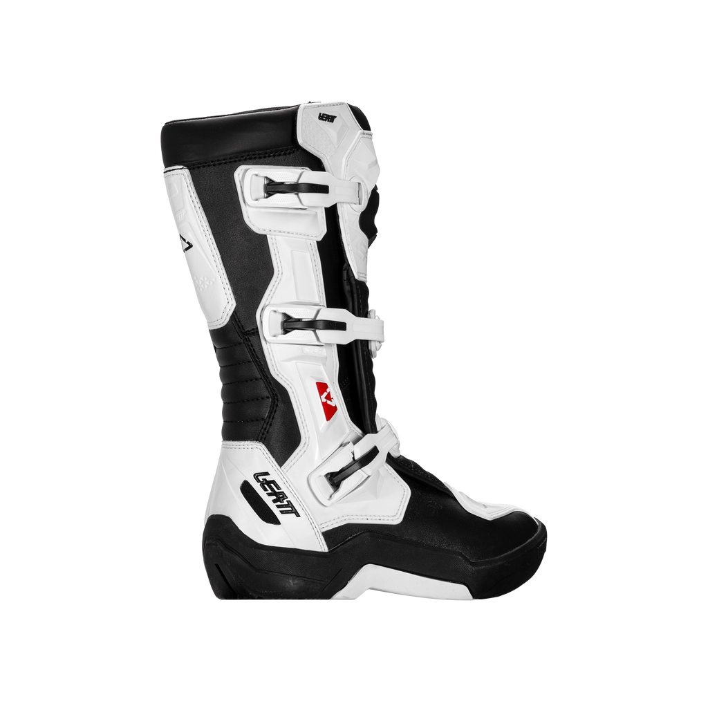Boots 3.5 - Junior Position 8