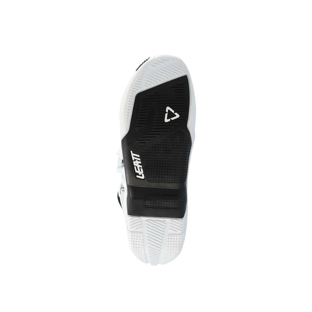 Boots 4.5