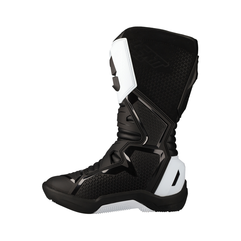 Boots 3.5