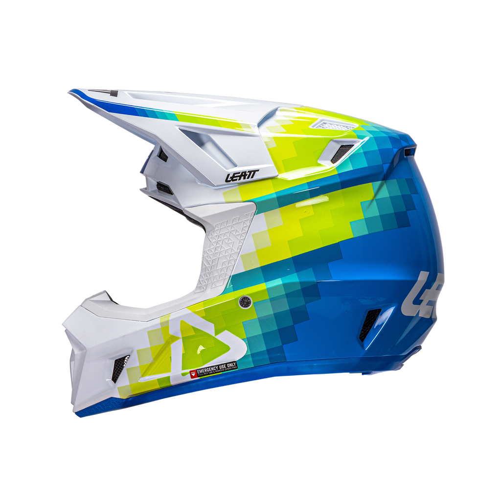 Helmet Kit Moto 7.5 with 4.5 Goggle Position 17