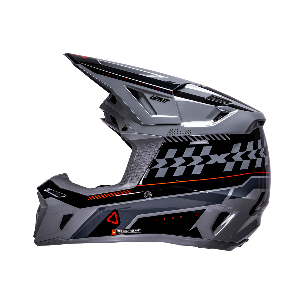 Helmet Kit Moto 8.5 Composite with 5.5 Goggle Position 15