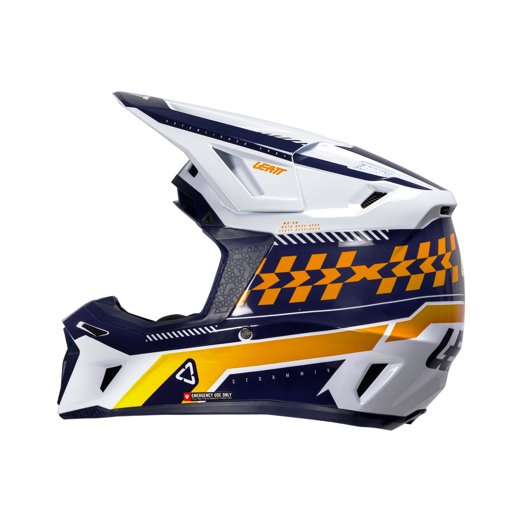 Helmet Kit Moto 8.5 Composite with 5.5 Goggle Position 23