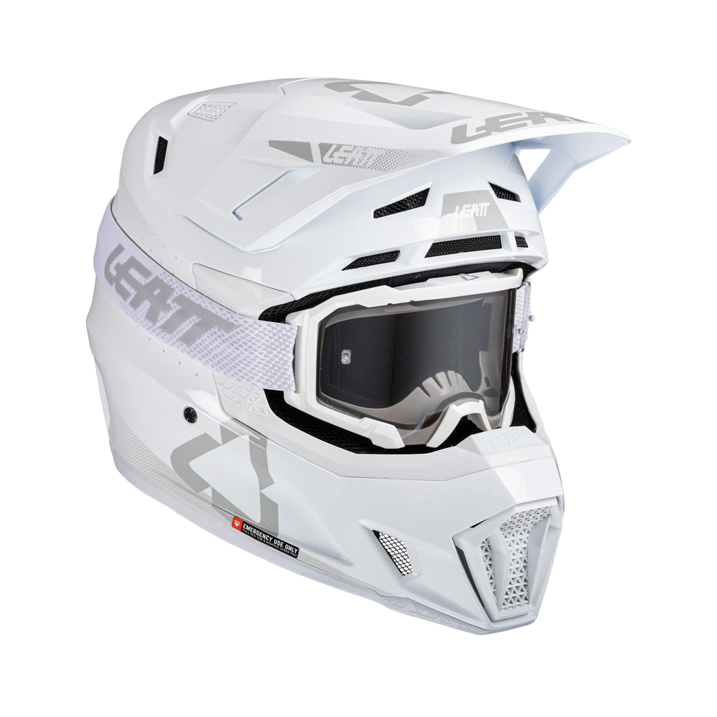 Helmet Kit Moto 7.5 with 4.5 Goggle Position 9