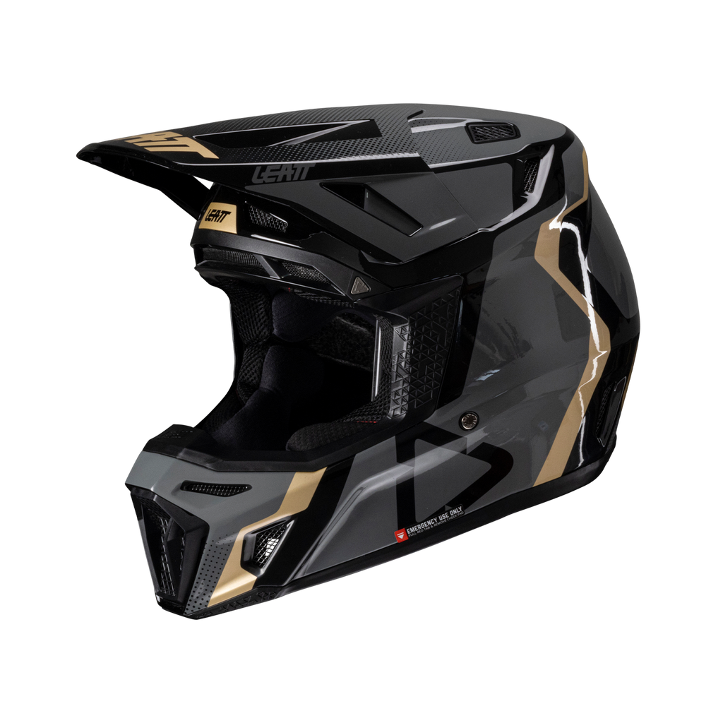 Helmet Kit Moto 8.5 Composite with 5.5 Goggle Position 2