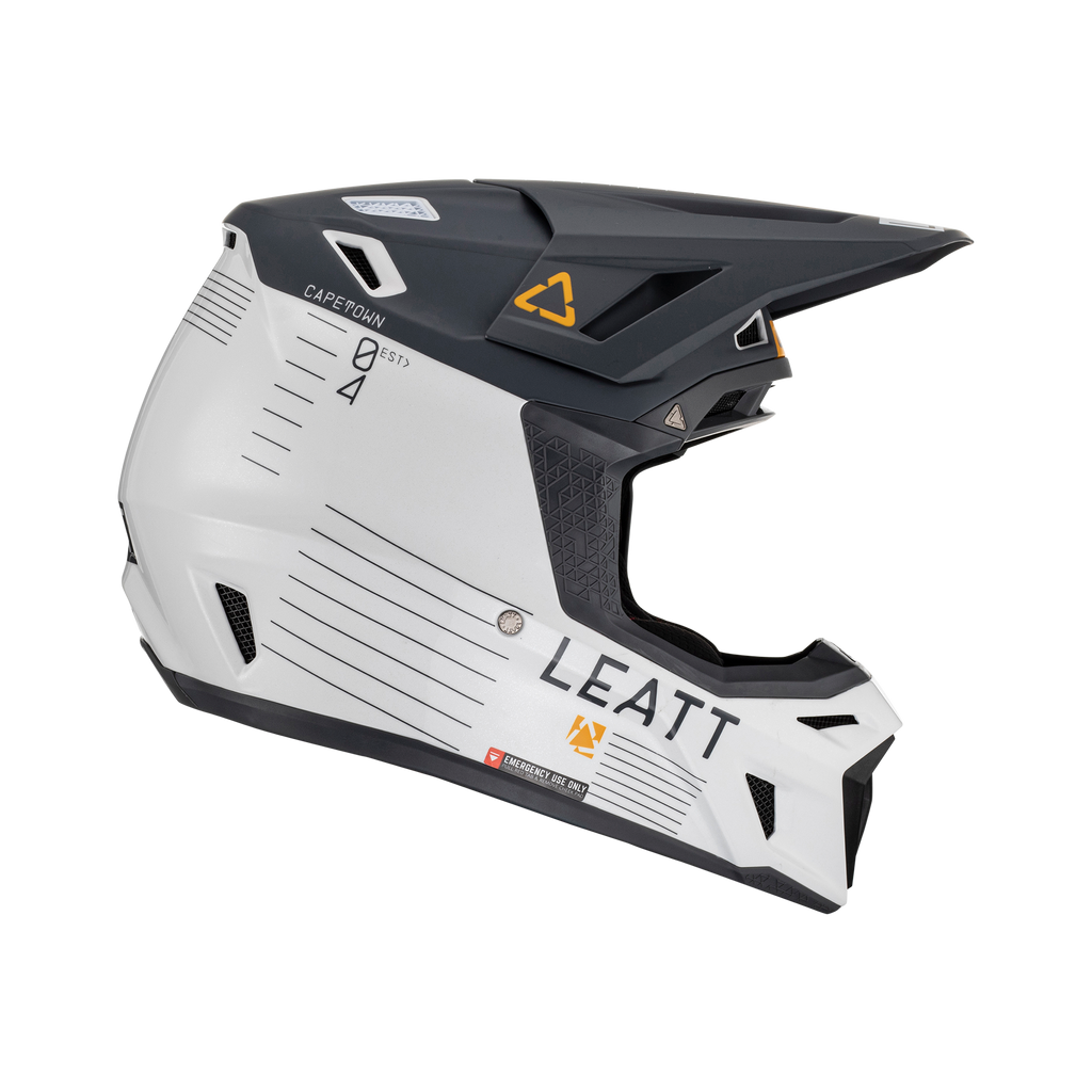 Helmet Kit Moto 8.5 Composite with 5.5 Goggle