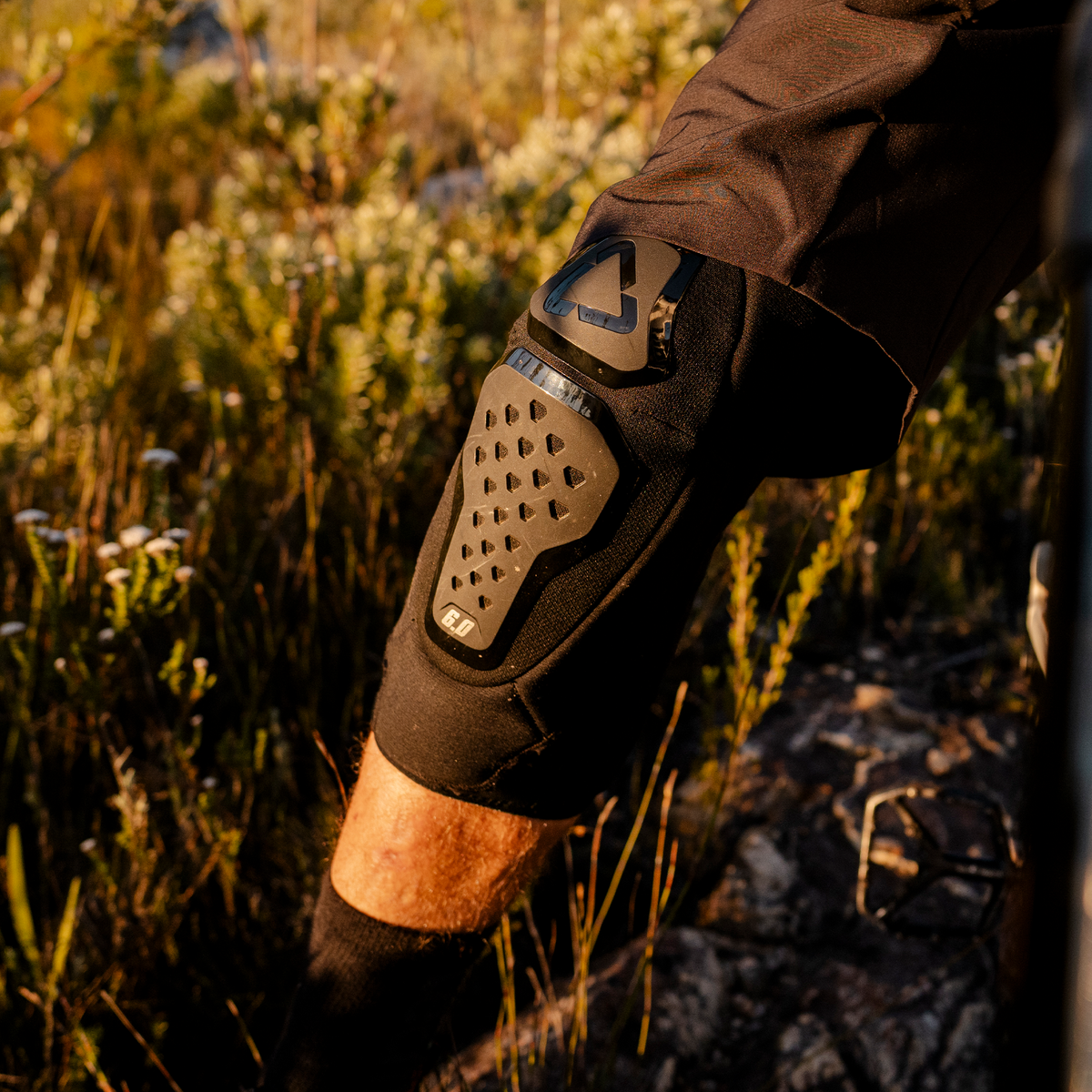 Knee Guard 6.0 Evo Position 19
