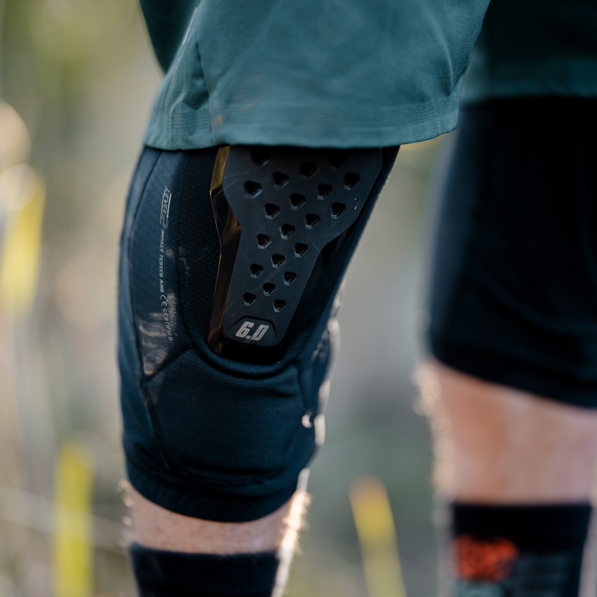 Knee Guard 6.0 Evo Position 16