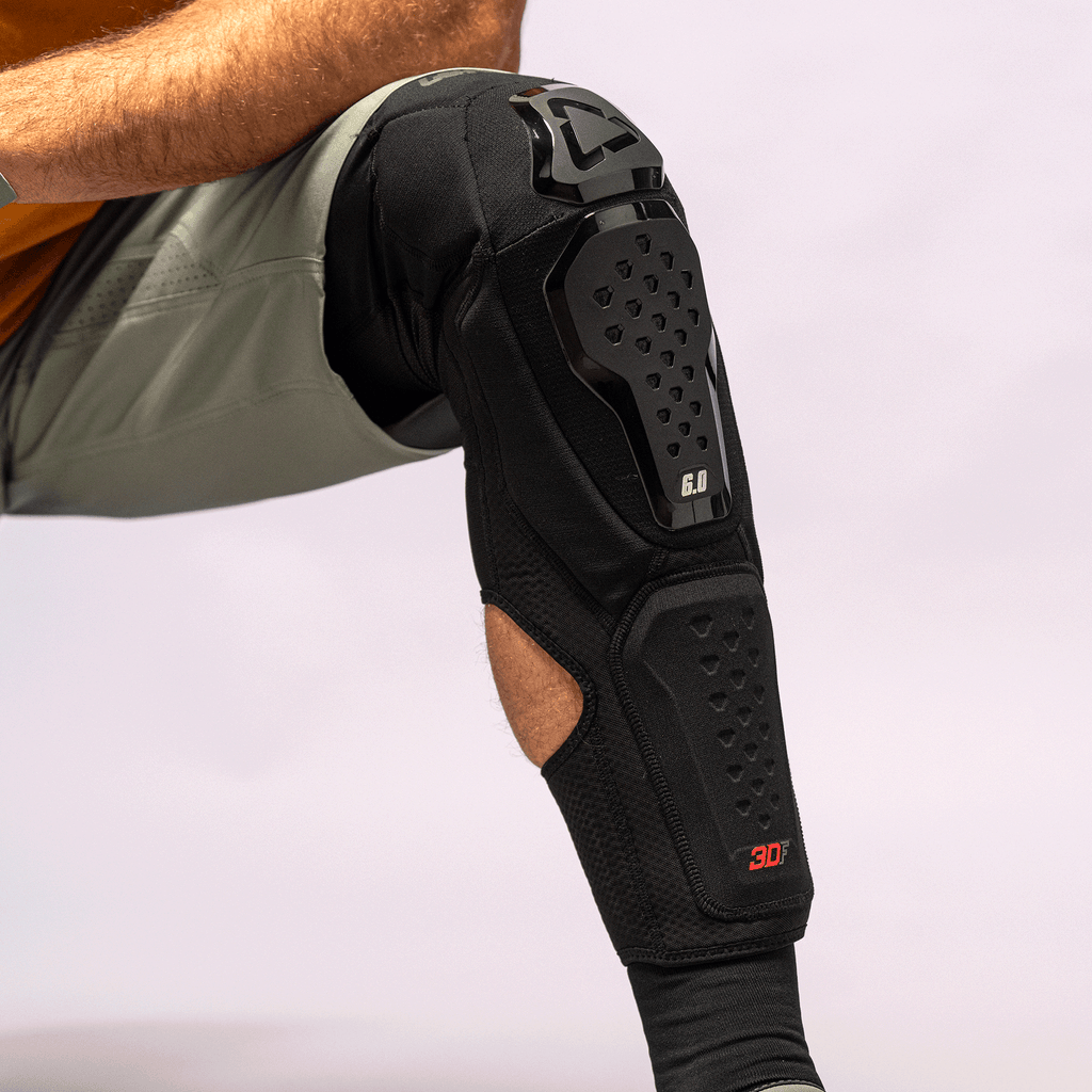 Knee Guard 6.0 Evo EXT Position 17