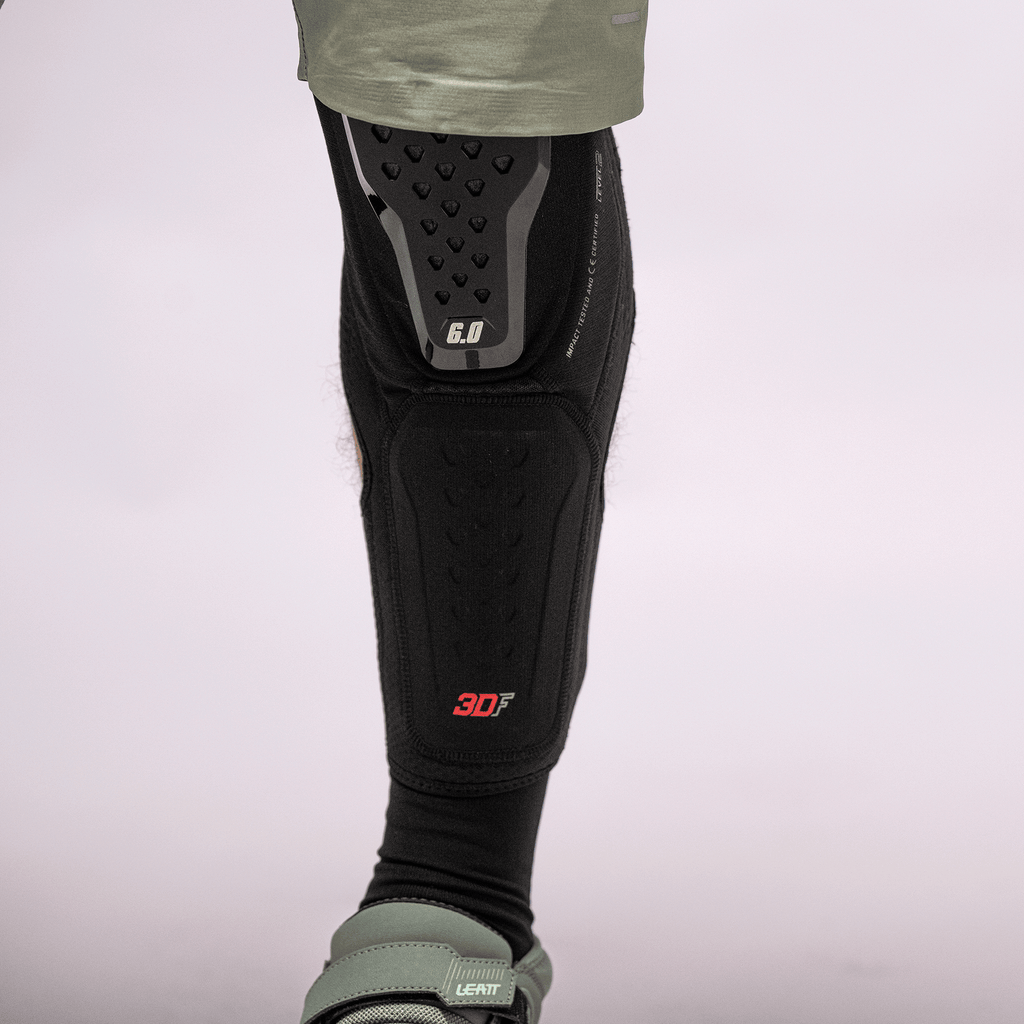 Knee Guard 6.0 Evo EXT Position 11