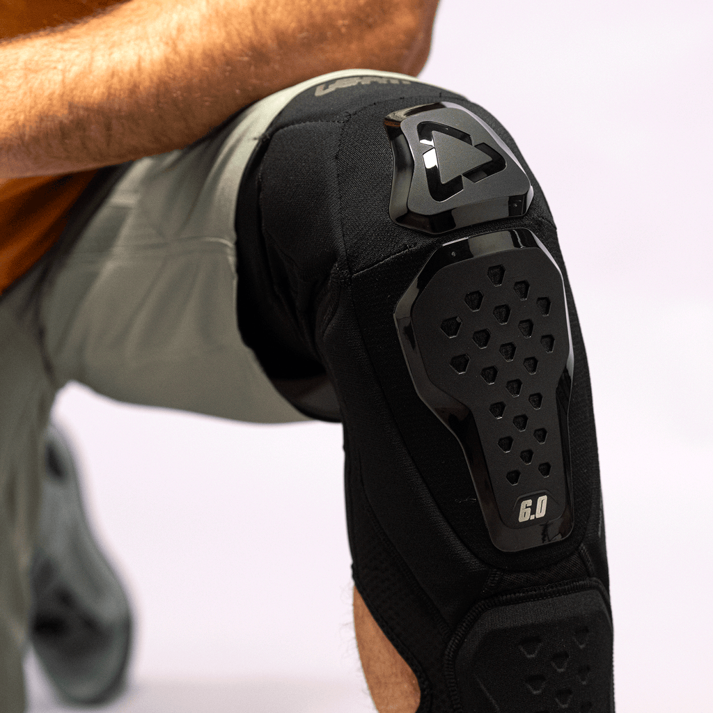 Knee Guard 6.0 Evo EXT Position 19
