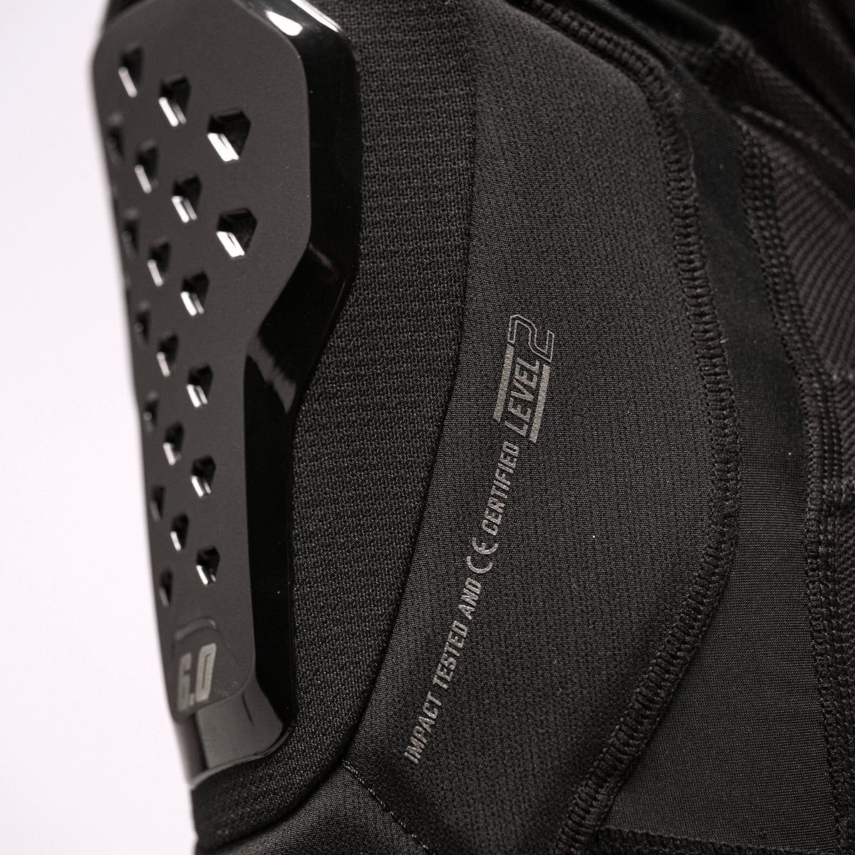 Knee Guard 6.0 Evo Position 5