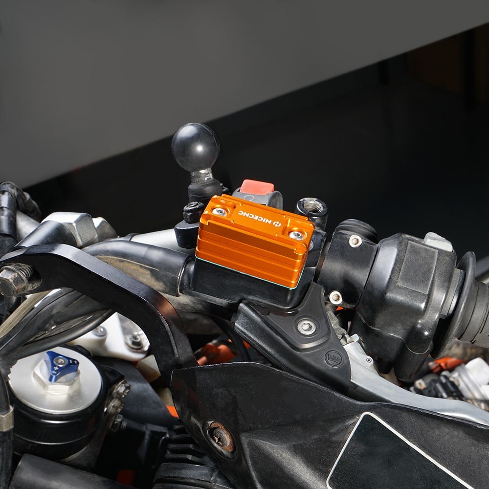 Large Volume Clutch Reservoir For KTM 690 Enduro SMC R 1090 1190 ADV 1290 Super Adventure