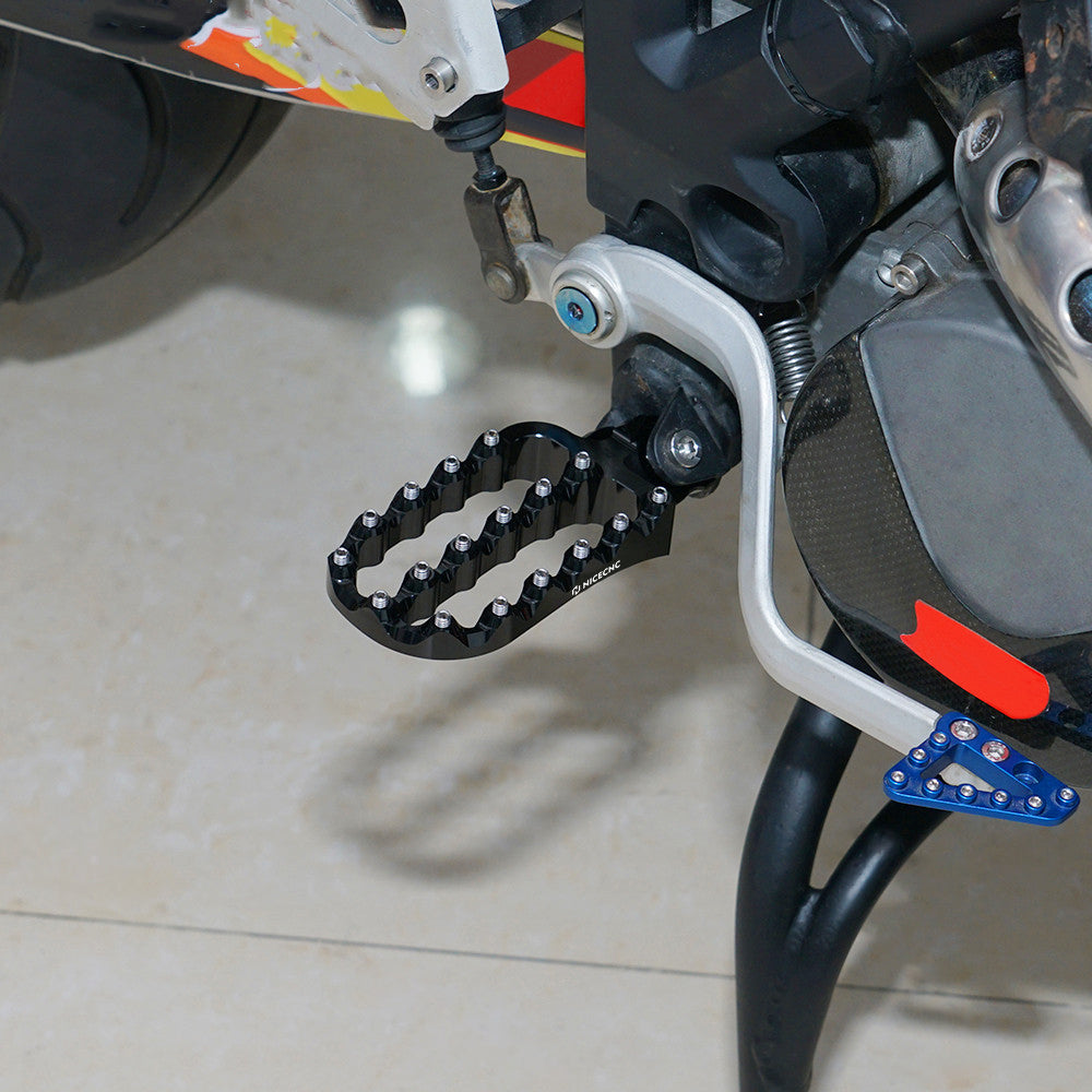 Forged Wide Foot Pegs Footrest Pedals For Gas Gas 700 ES SM 2022-2025 Position 10