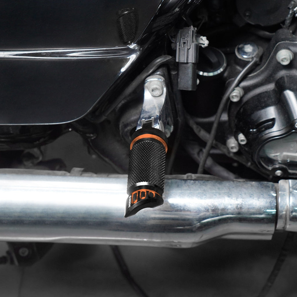 Passenger Footpegs Footrests + Shifter Pegs For Harley Road King Street Glide