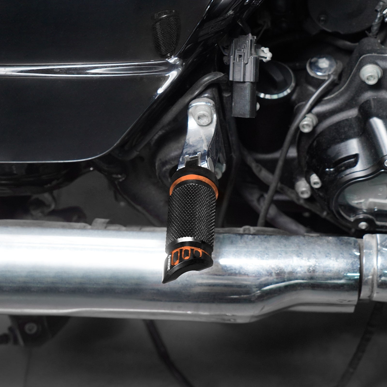 Rider Floorboards Inserts + Passenger Foot Pegs For Harley Road King Street Road Glide