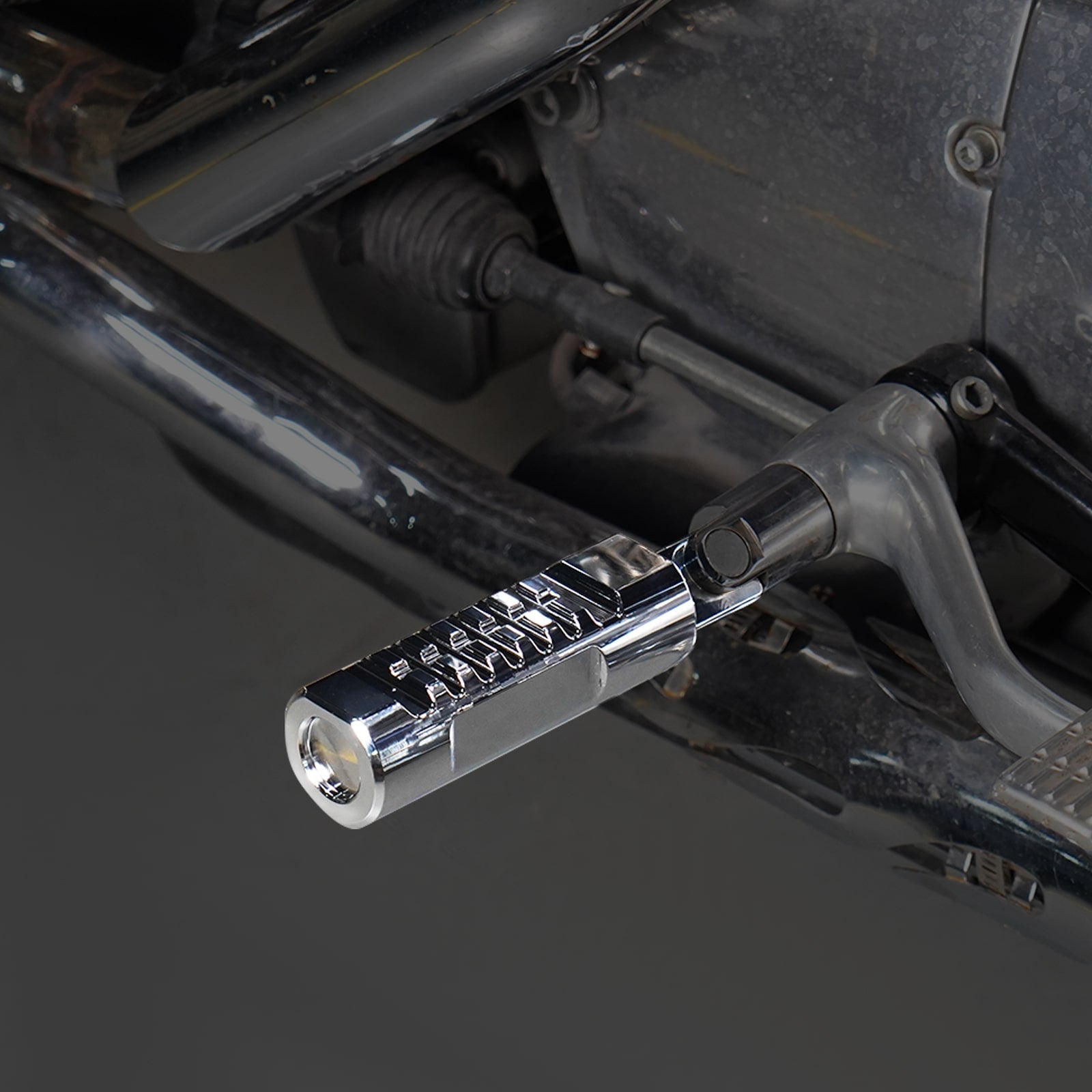 Front Rider Foot Pegs Footrests Set For Harley Sportster 1200 Iron 883 XL Roadster