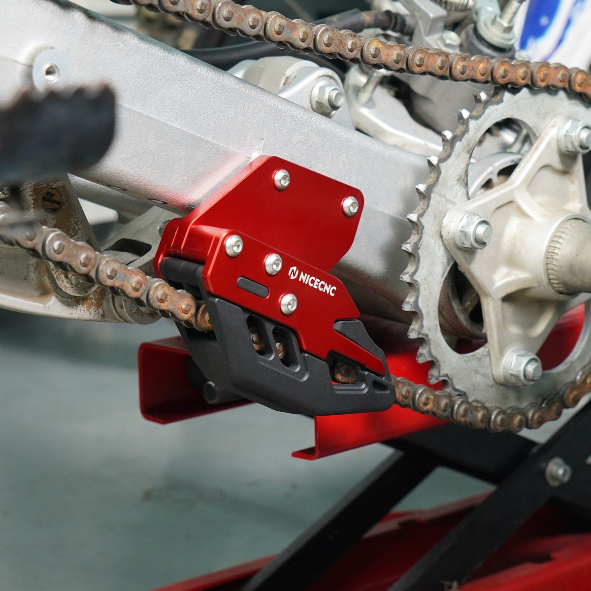 Rear Swingarm Chain Guide Slider For Honda TRX 450 R / ER 2006-2014