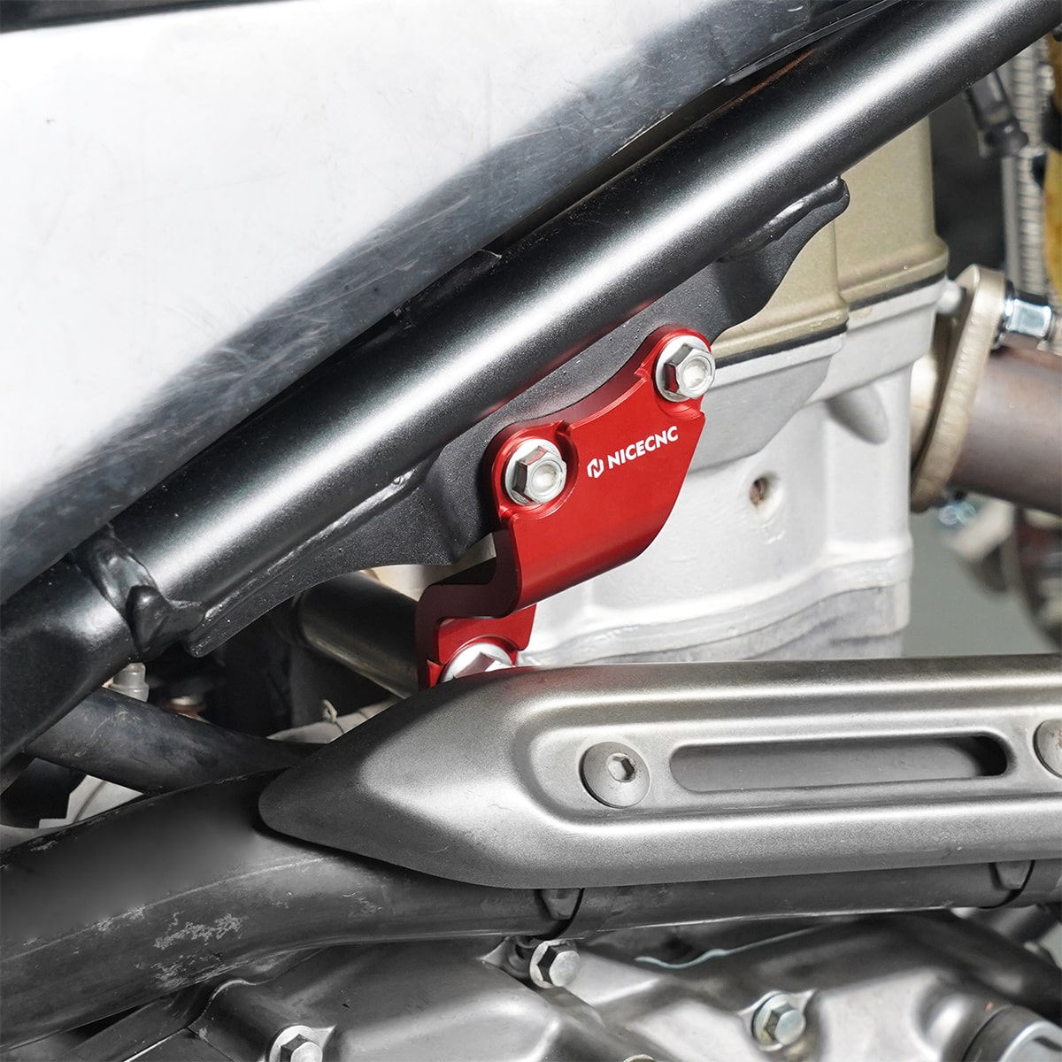 Engine Upper Stay Mounting Hanger Brackets For Honda TRX 450 R / ER 06-14