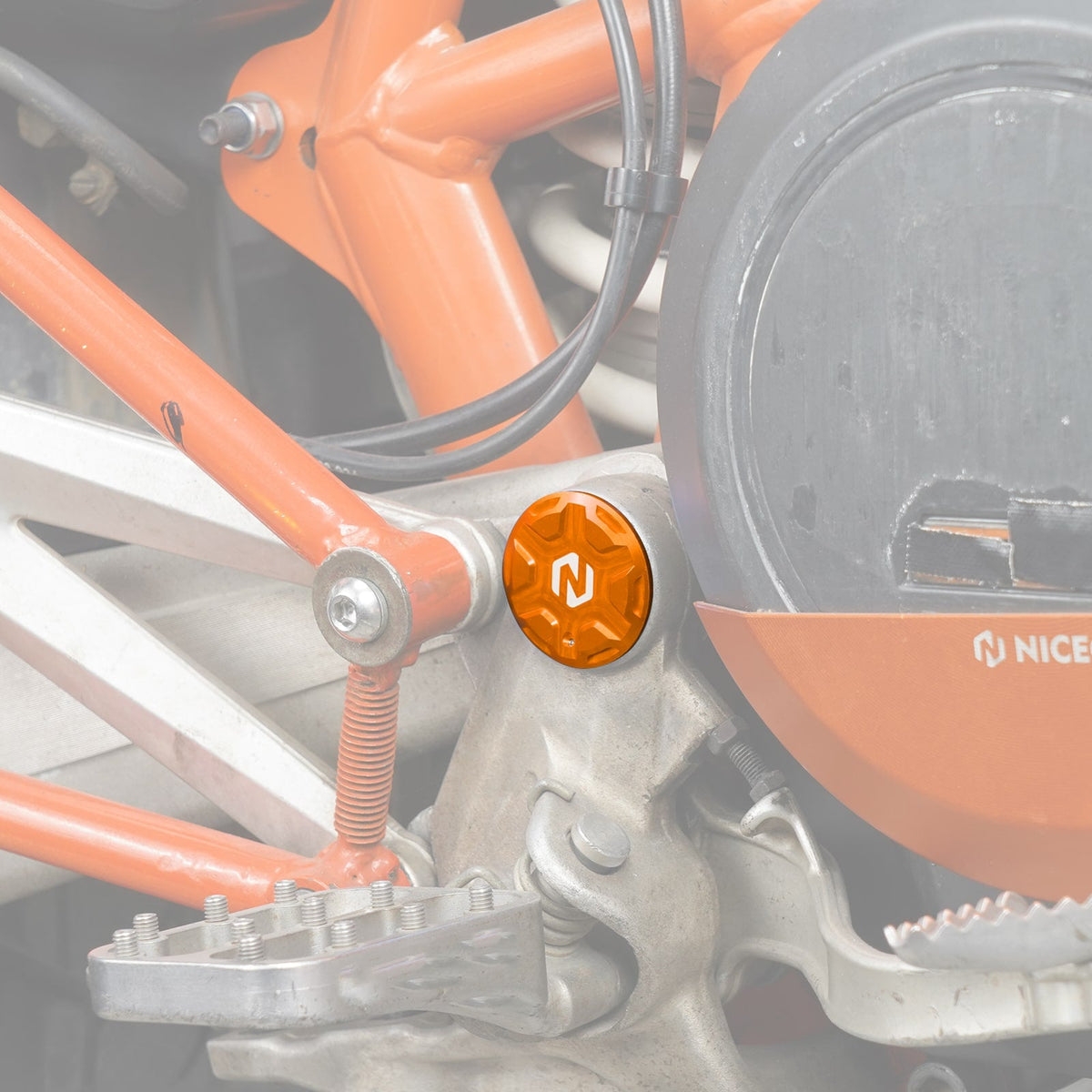 Frame Swingarm Pivot Hole Plug Cover Kit For Husqvarna 701 Enduro SM 2016–2025