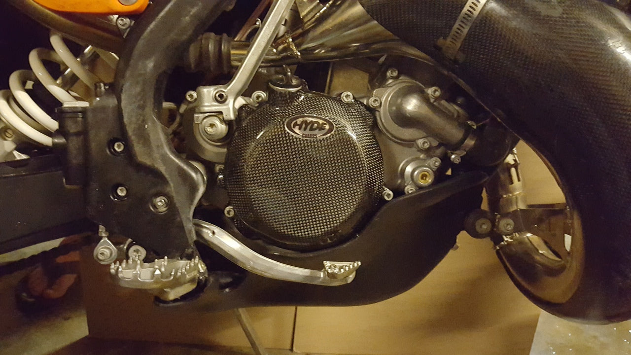 KTM 125/150 CARBON KEVLAR INFUSION CLUTCH CASING GUARD - BOLT-ON