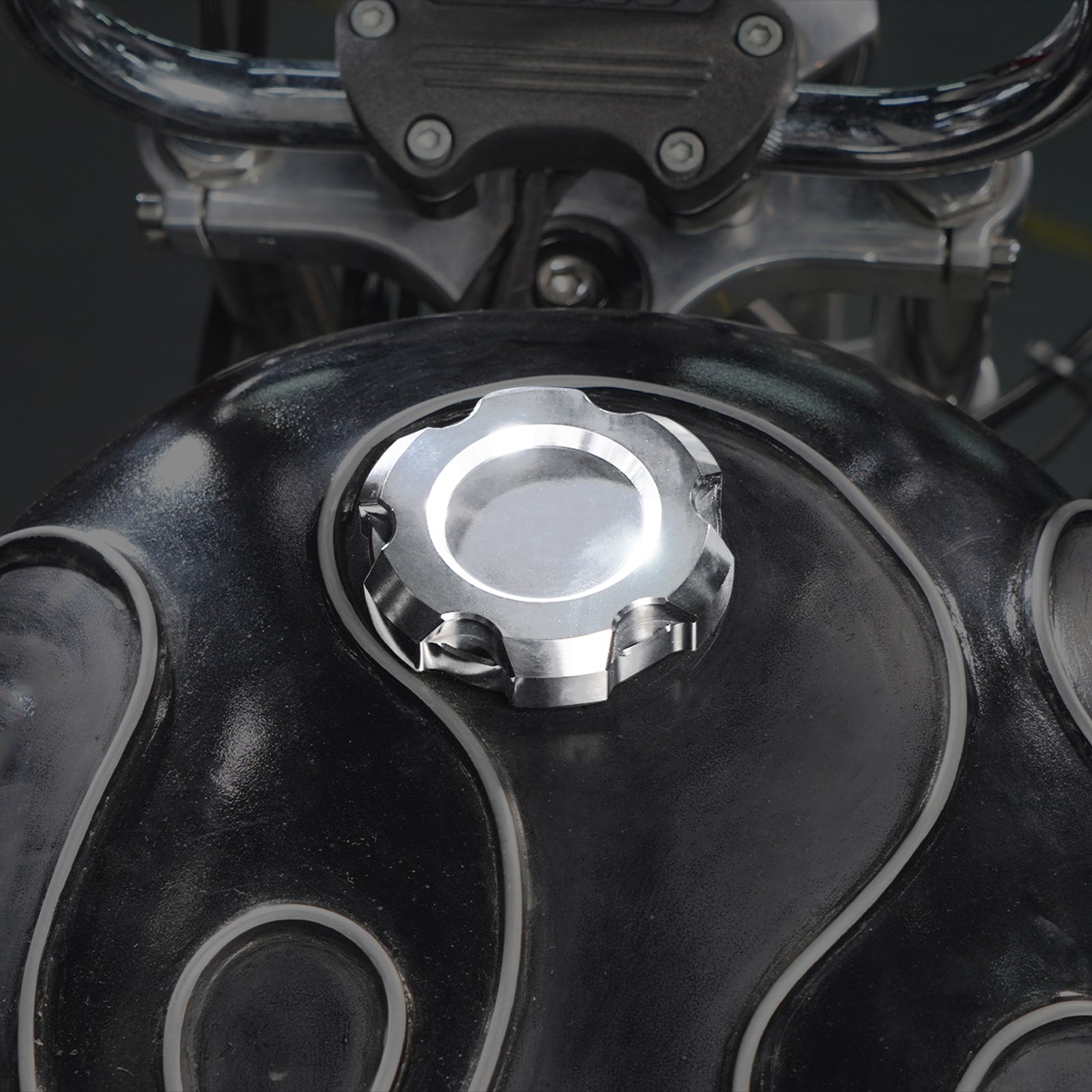 Gas Fuel Tank Cap Cover For Harley Sportster 1200 48 XL Iron 883 XL883N
