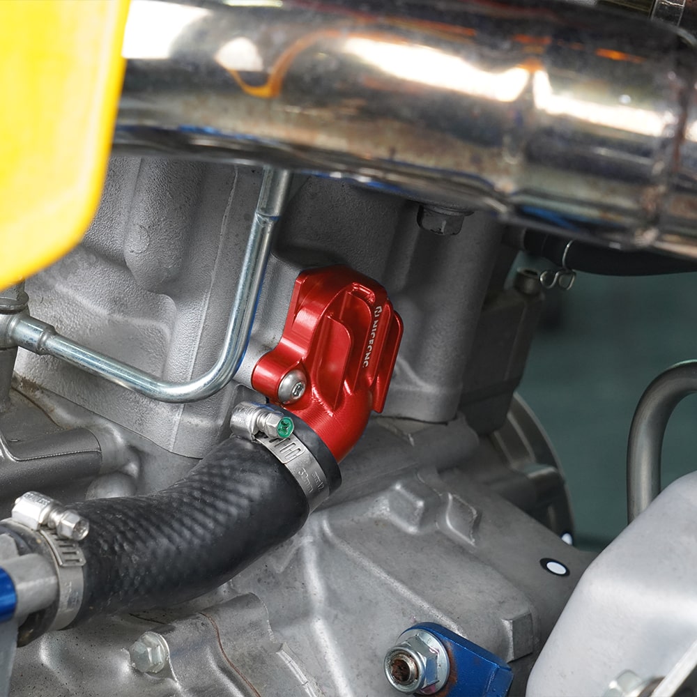 Inlet Water Pump Outlet Thermostat Housing Cover For Yamaha Raptor 700 R 06-26